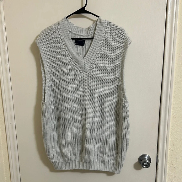 EUC Asos Oversized Knitted Sweater Vest V-neck - Picture 1 of 4
